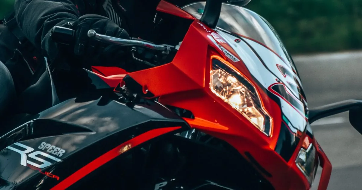 Best motorcycle GPS 2026: BikerTribe vs Calimoto, Kurviger, TomTom Rider and Garmin Zumo