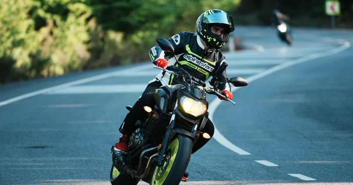 Free motorcycle GPS: what you can do without paying (and when to go premium)